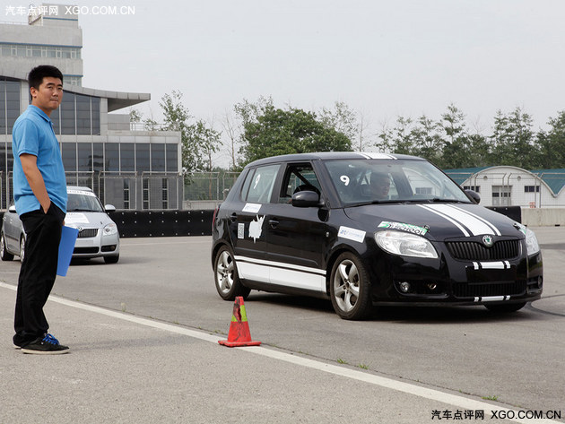 人人都是賽車手 場地E級執照培訓紀實