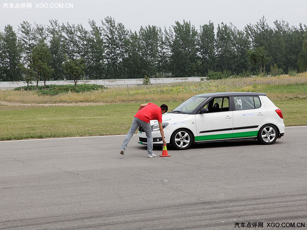 人人都是賽車手 場地E級執照培訓紀實